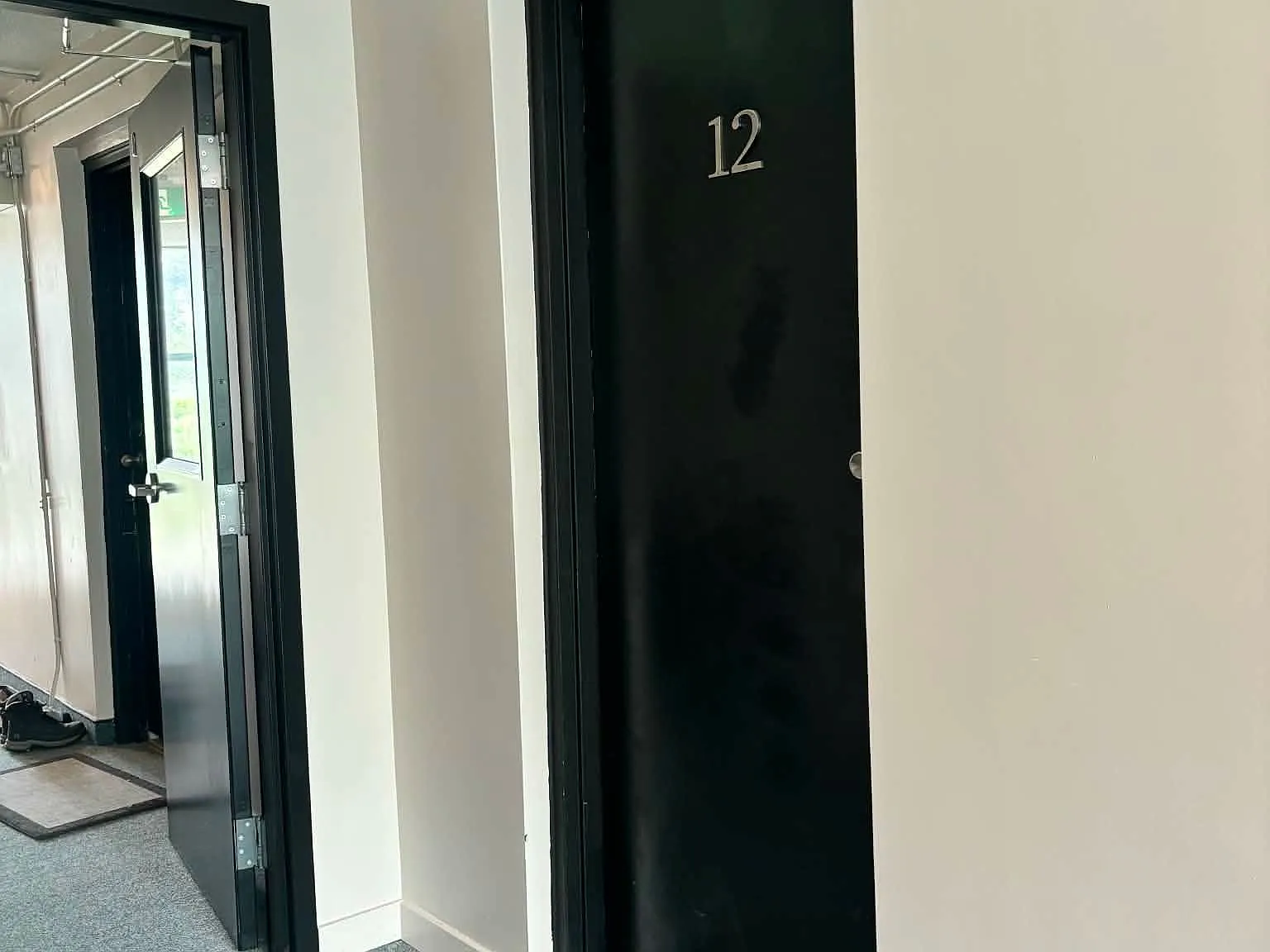 2 bed, $2,400 — Photo 4