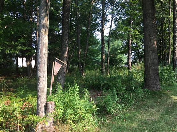 5th image of 8930 Edgewater Dr