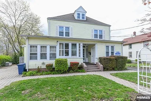 12 S Maple Ave #2 Photo 1
