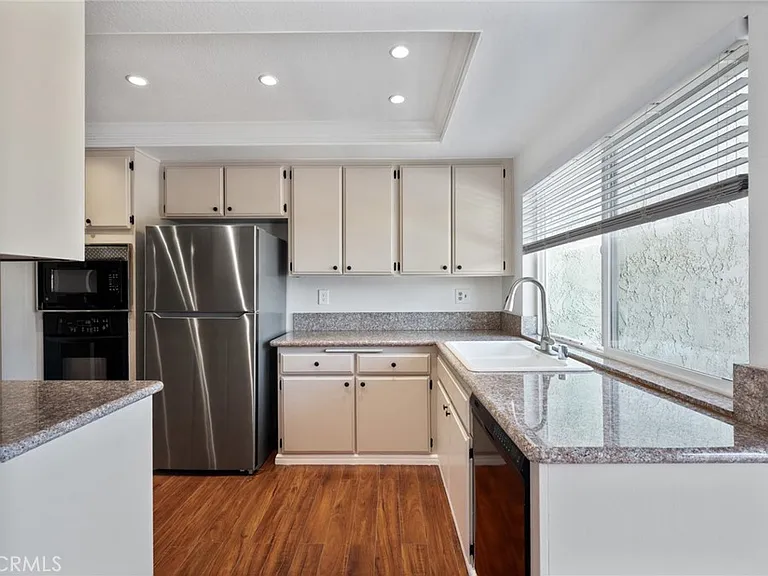 113 Hilltop Cir — Photo 14