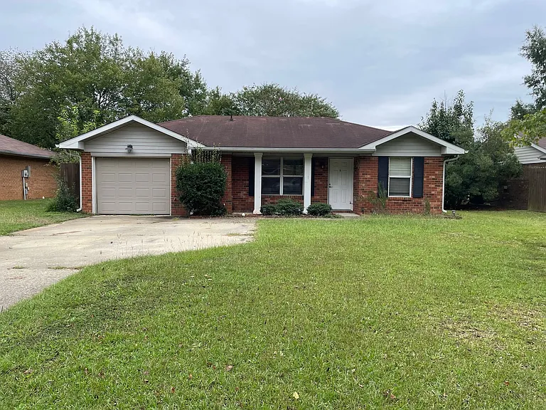 111 Willow Gardens Ct — Photo 1