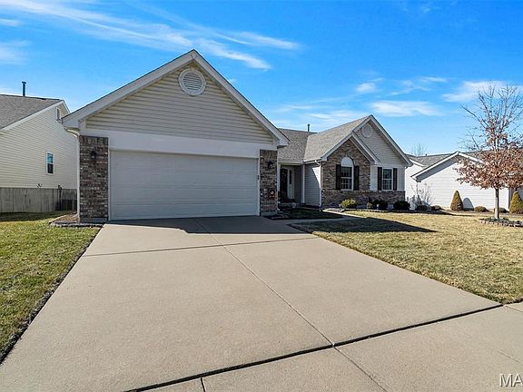 2nd image of 2088 Avalon Ridge Cir