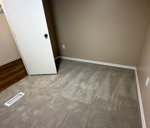 3rd image of 13 Taylor Ln