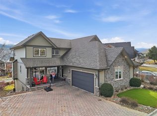 1914 Ironwood St, Kamloops 1, BC V2H0A6