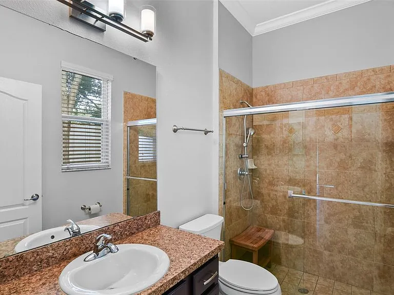 410 Sauvignon Way — Photo 28