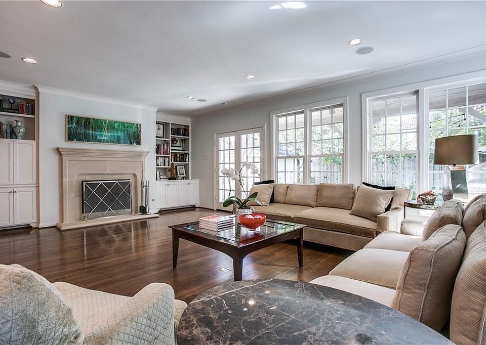 1st image of 4437 Beverly Dr
