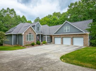 215 N Stewart Ln, Rising Fawn, GA 30738