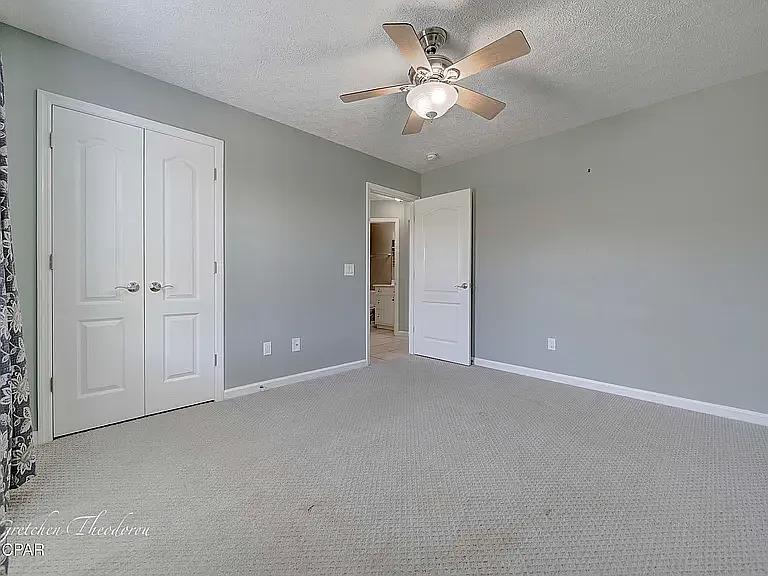 4704 Shannon Ln — Photo 22