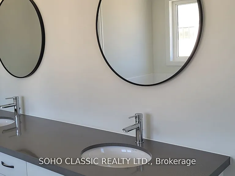 19 Connell Dr — Photo 25