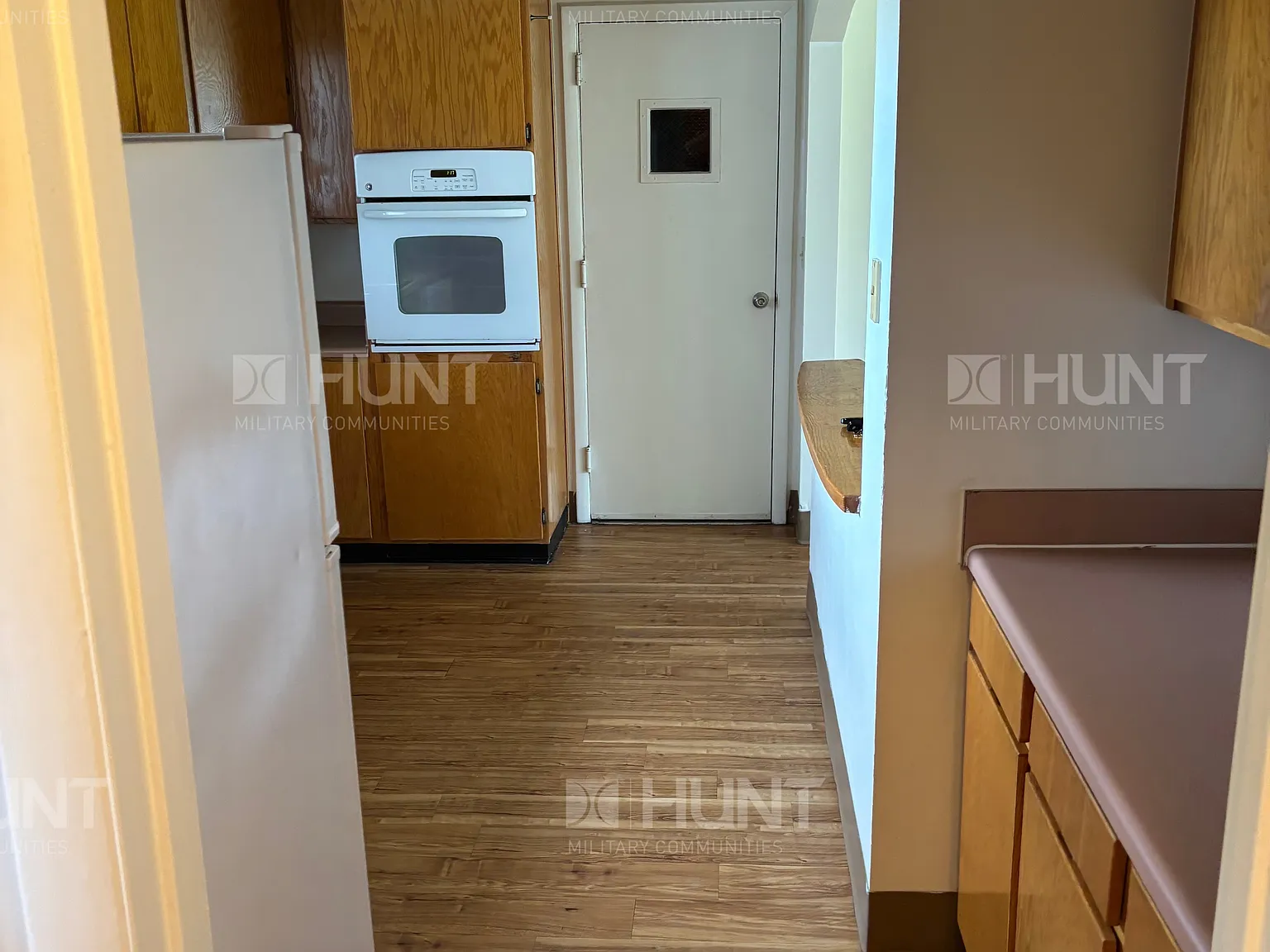 3 bed, 1.5 bath, 1301 sqft, $1,650 — Photo 4