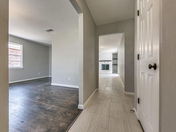 5th image of 7526 Neuhoff Dr
