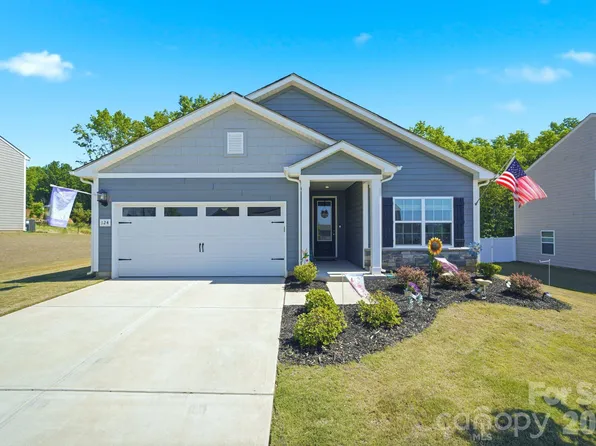 124 N Sina St, Troutman, NC 28166