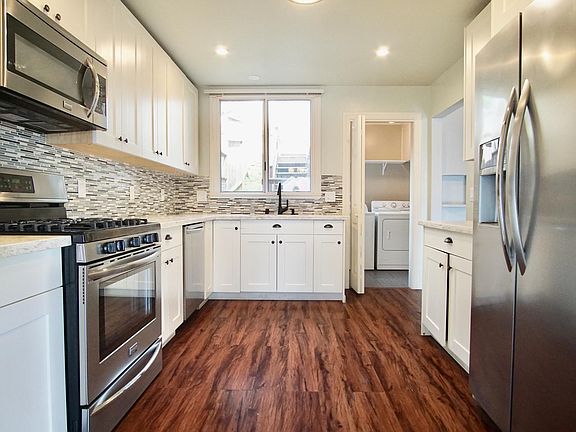 Chef's Kitchen with lots of Storage