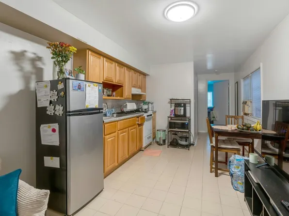 3218 Pleasant Avenue image 33 of 44