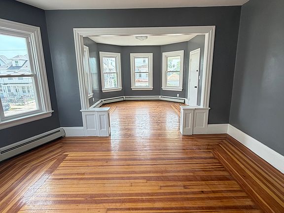 3rd image of 75 Sumter St #2