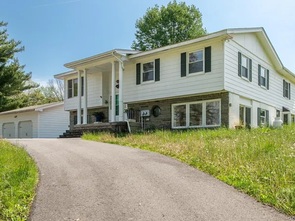1360 Centre Rd, Rhinebeck, NY 12572