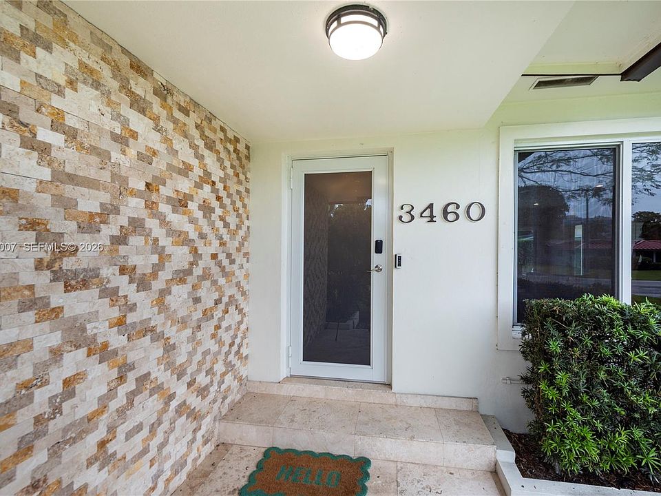 クラウンst 3460 Buchanan St, Hollywood, FL 33021 | MLS #A11998007 | Zillow