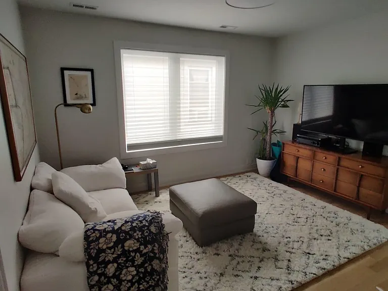 4514 N Harding Ave #2 — Photo 7