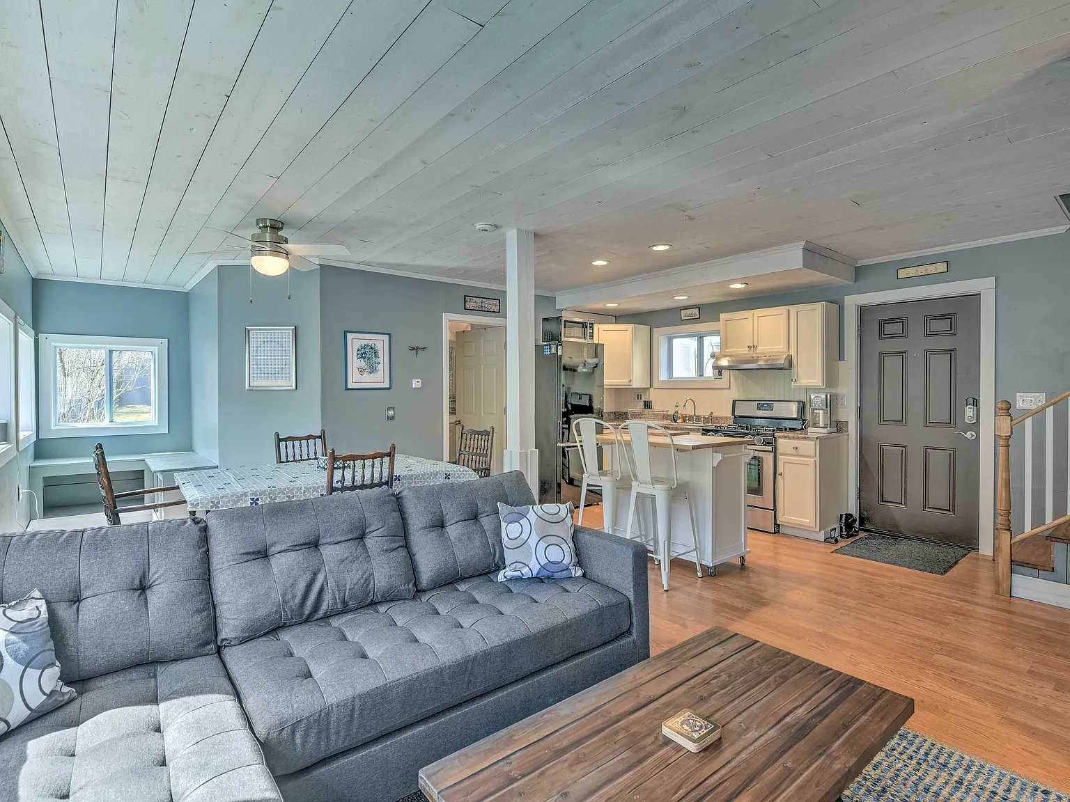 898 Eligo Lake Rd — Photo 3