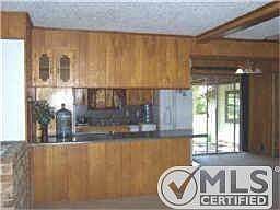 3rd image of 502 Renee Ln