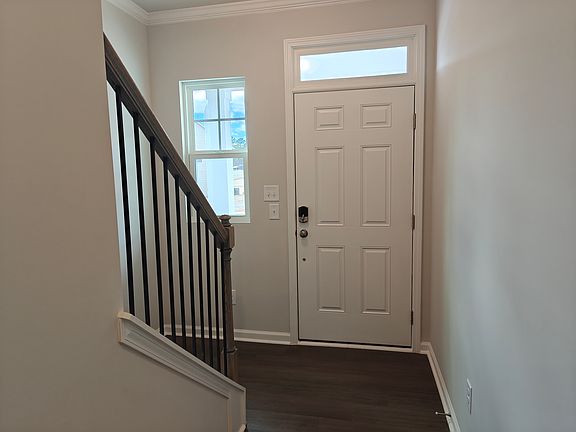3rd image of 1107 Rose Finch Dr