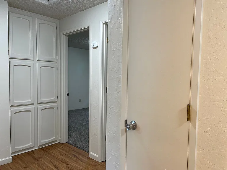 2315 Temple Dr — Photo 13