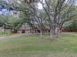 219 E Esparada Dr, Georgetown, TX 78628