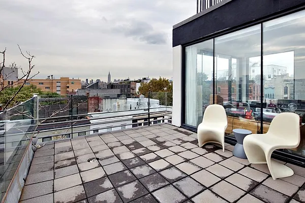 Rented by Corcoran | media 25