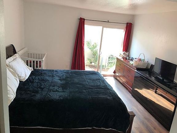 5th image of 244 Crestview Dr