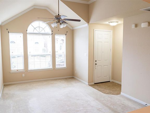 3rd image of 1016 Kyan Ln