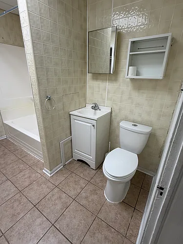 3162 Trowbridge St #1 Photo 1