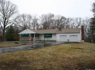 431 Kitemaug Rd, Uncasville, CT 06382
