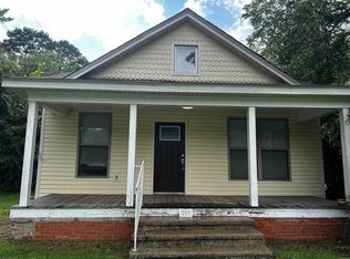209 N Hickory St, Beebe, AR 72012
