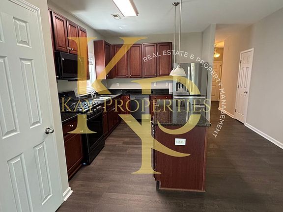 4th image of 5904 Sandpiper Farm Ln