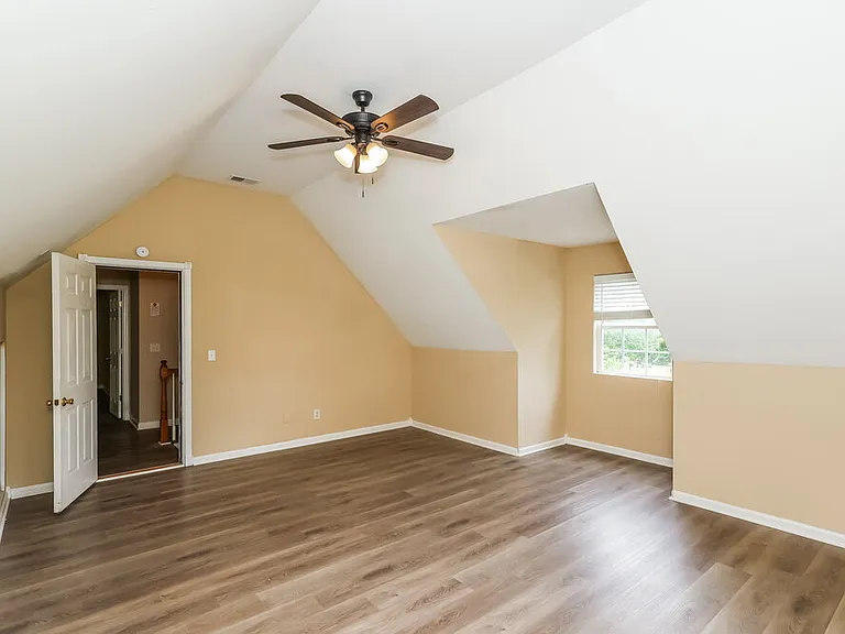 252 Prescott Ct — Photo 11