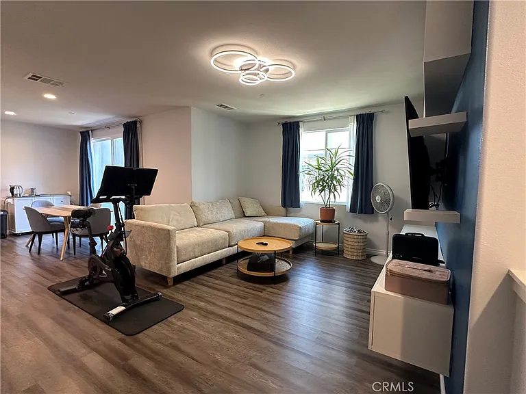 106 Eureka Pl — Photo 6