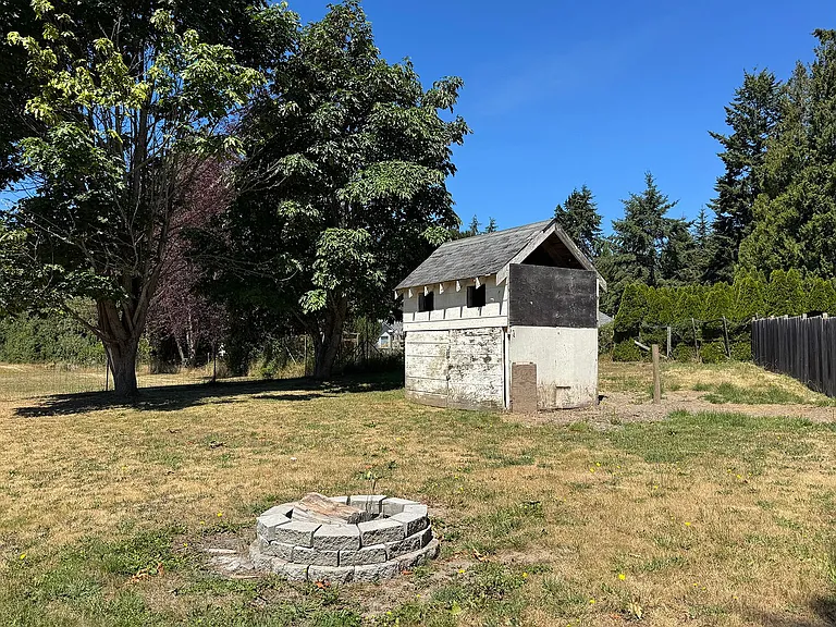 100 W Robert Pl — Photo 46