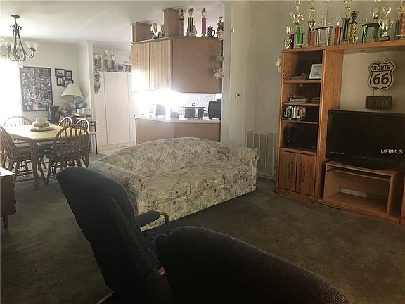 4th image of 2538 SW Daytona St