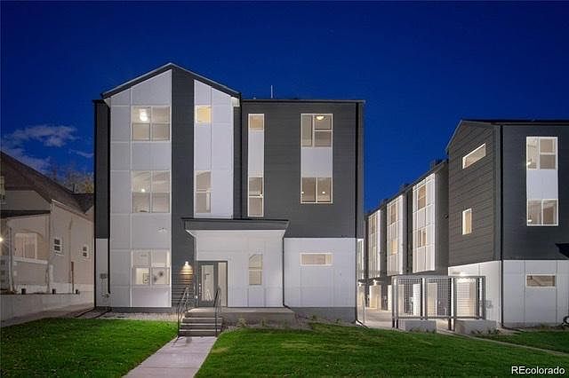 Front - Street View - End Unit