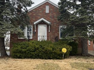 8735 Mackenzie Rd, Saint Louis, MO 63123