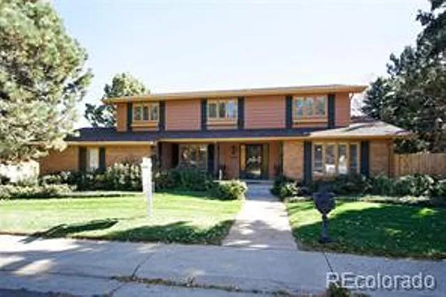 7684 E Jefferson Dr