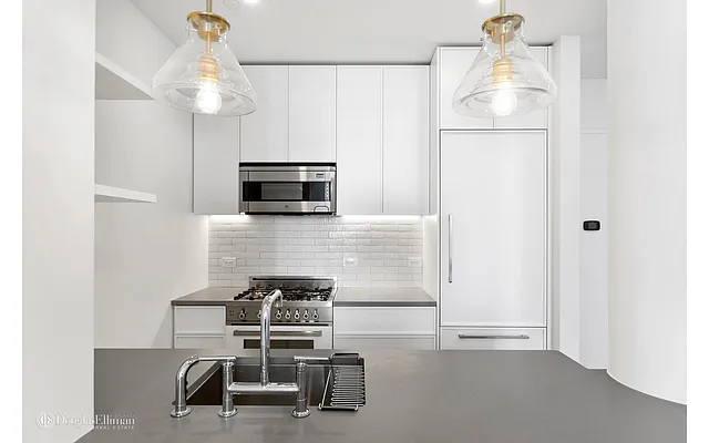 Rented by Douglas Elliman | media 39