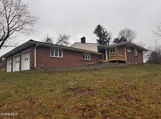 1254 W High St, Ebensburg, PA 15931