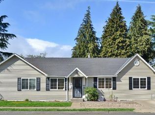 610 S 7th St, Lebanon, OR 97355