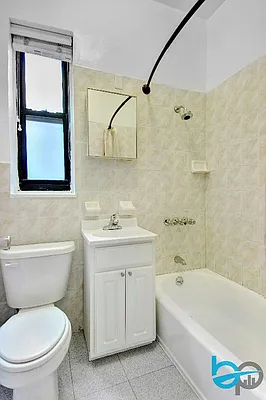 Rented by Botensten Properties International | media 9