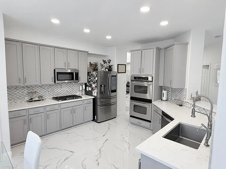 8414 Nicholson Dr — Photo 7