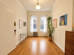 940 Kent Ave APT 1L, Brooklyn, NY 11205