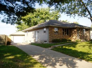 302 NE Trilein Dr, Ankeny, IA 50021