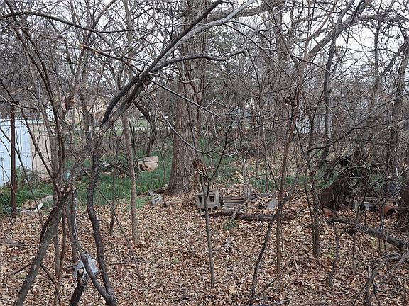 4th image of 912 SW 5th St