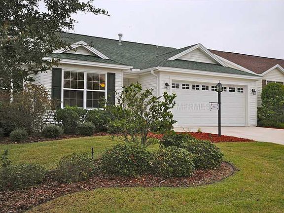 2nd image of 841 Le Carpe Ln